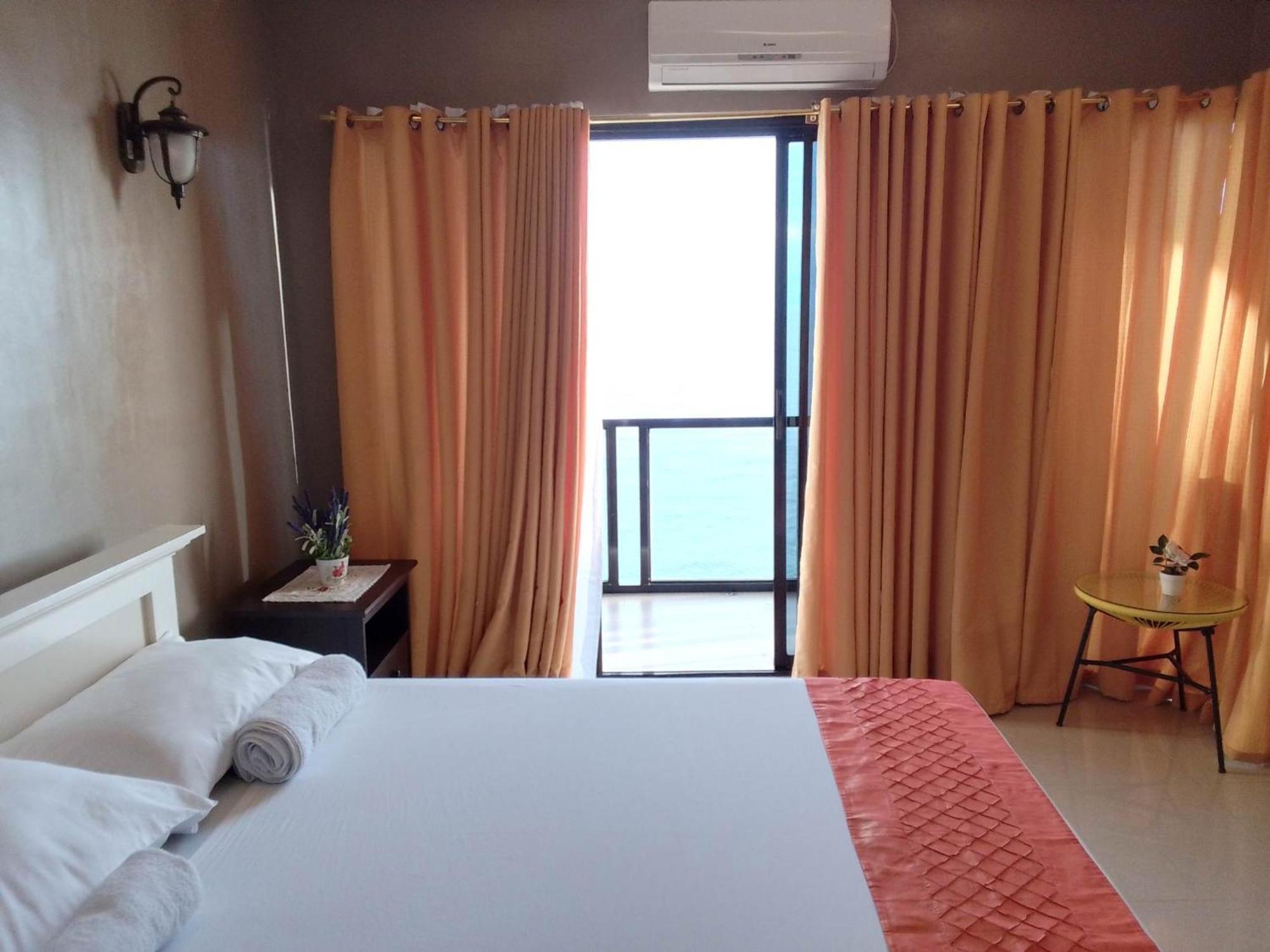 Cliff Haven Resort Jagna エクステリア 写真